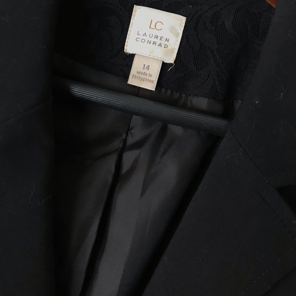 Lauren Conrad for Kohl’s Black Blazer - Picture 3 of 4